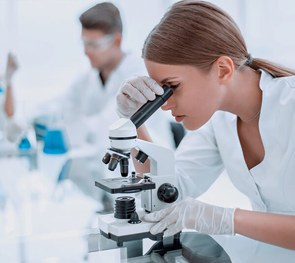 Scientific regardant microscope